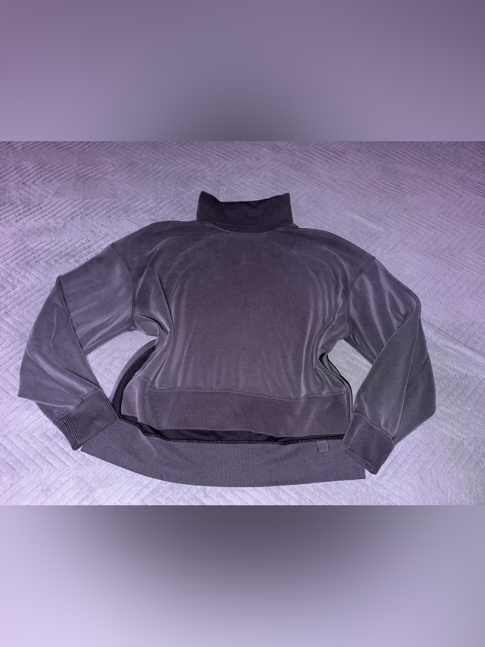 Lululemon women charcoal grey sweatshirt size 8